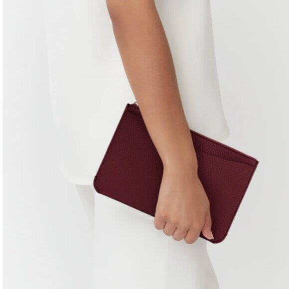 Cuyana Handbags - NWT Cuyana System Zipper Pouch in Cherry Pebbled Leather